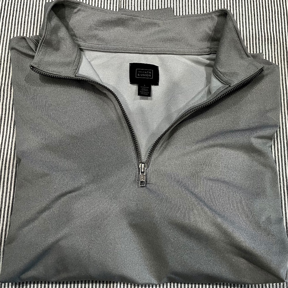 14TH AND UNION Performance Long Sleeve T-Shirt